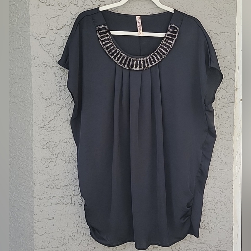 PaulNKC black with silver colar detail size Large